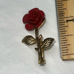 Vintage Red Rose and Gold Tone Brooch